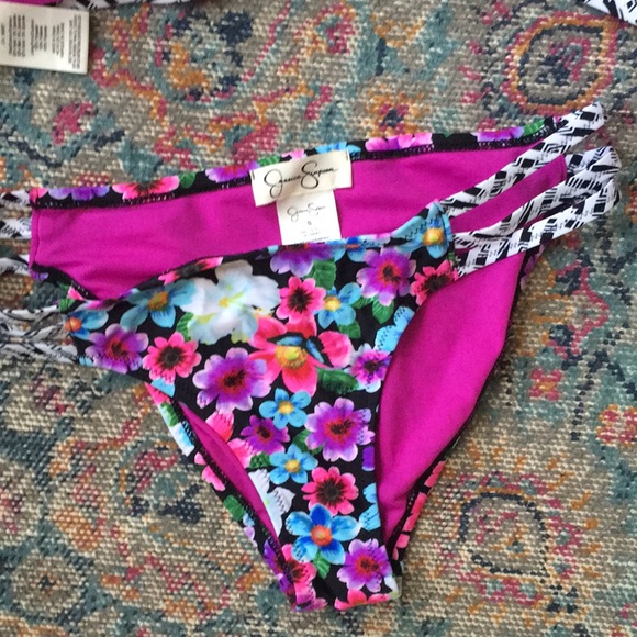 Floral Bikini - Picture 12 of 13